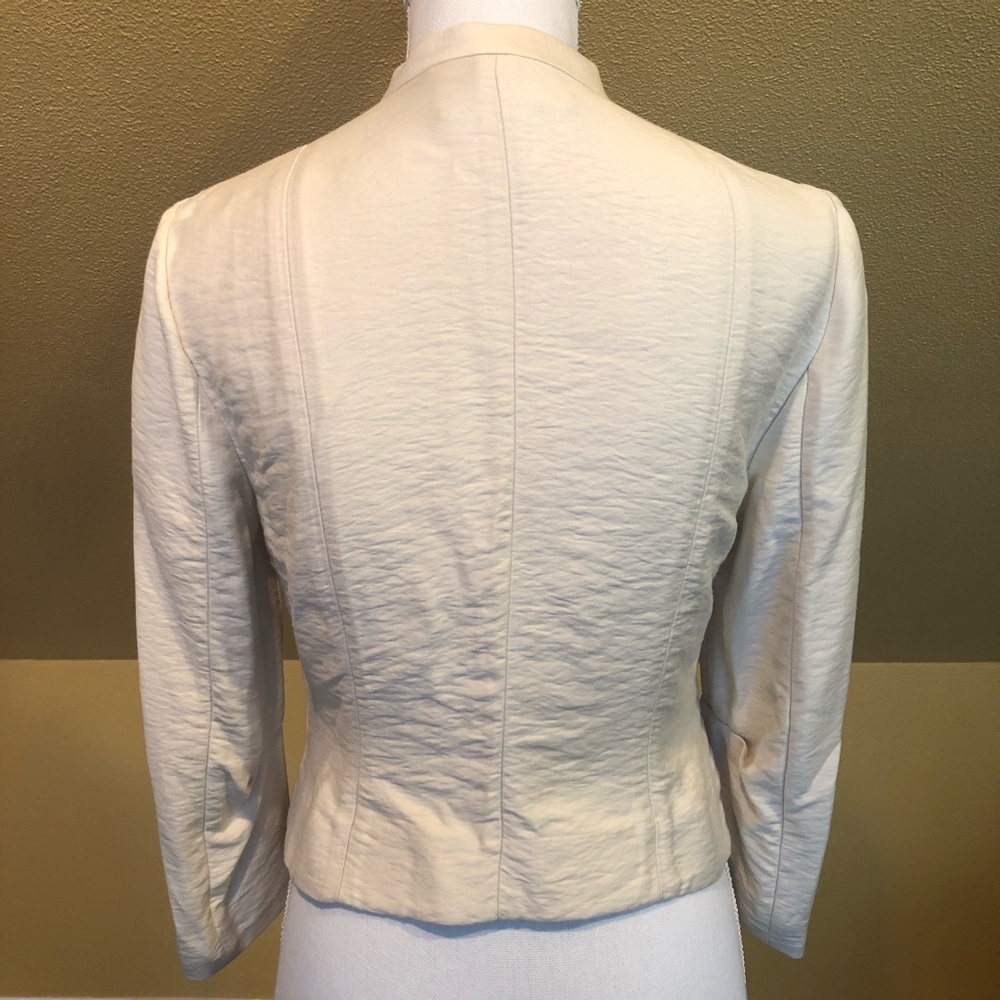 BCBGMaxAzria XS Cream Ruffle Jacket - Picture 4 of 6